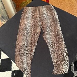 Semi sheer Leopard Print Capris